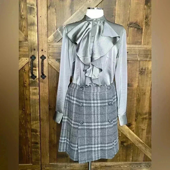 Lauren Ralph Lauren Gray Ruffle Blouse NWOT - Picture 3 of 9